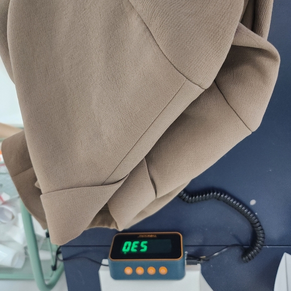 Aritzia Wilfred Lapaz Blazer Tan Size L Lightweight - Picture 13 of 14